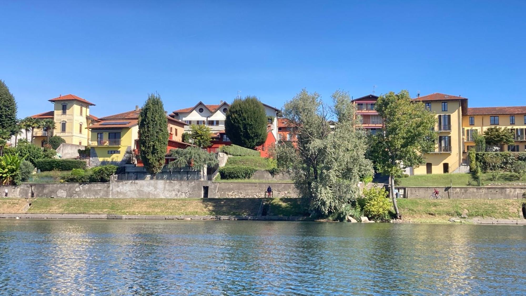 Your Place By The Lake - Near Leonardo Academy, Mxp Sesto Calende Esterno foto
